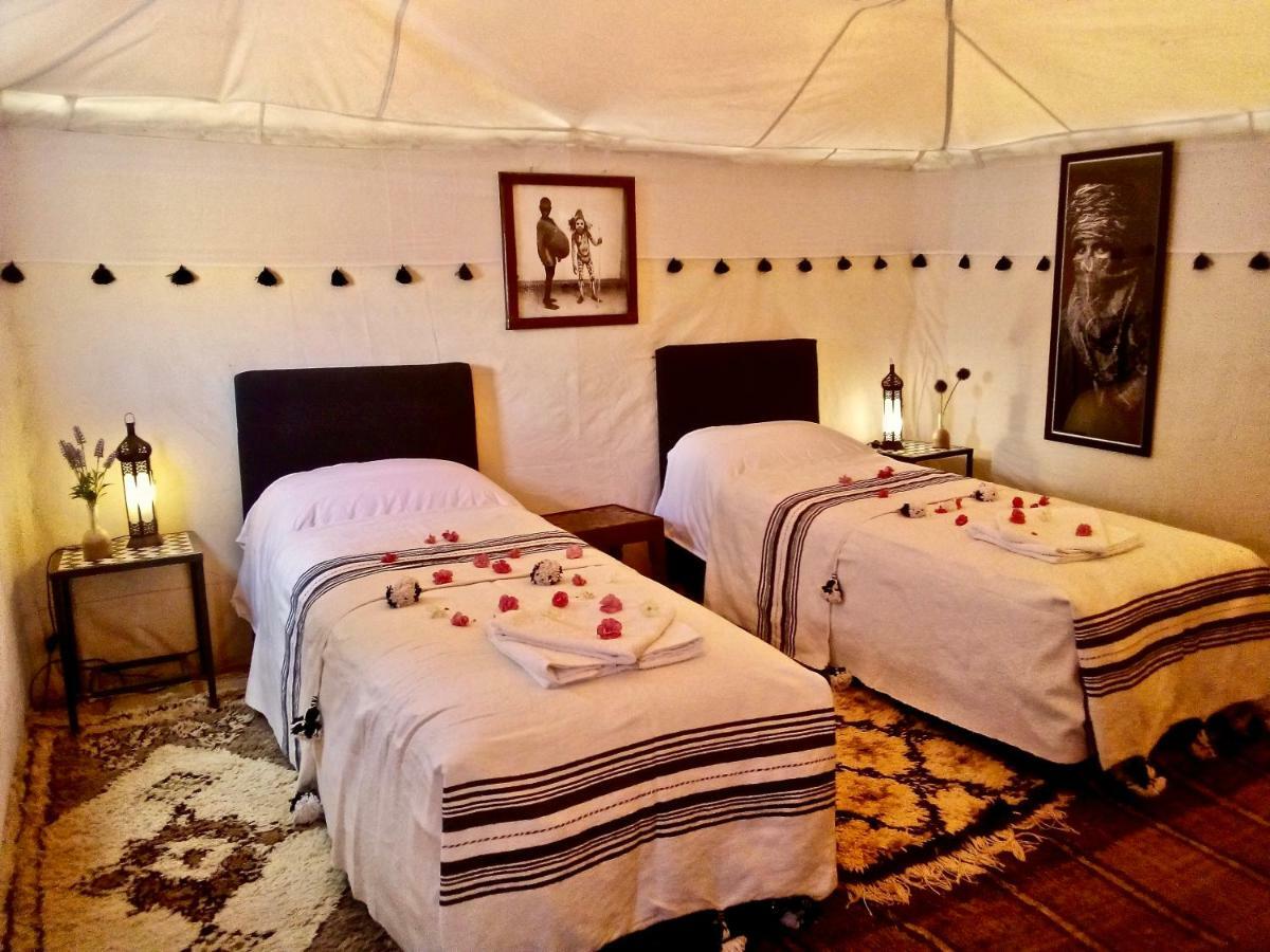 Hotel Prestigious Camp Merzouga Exterior foto